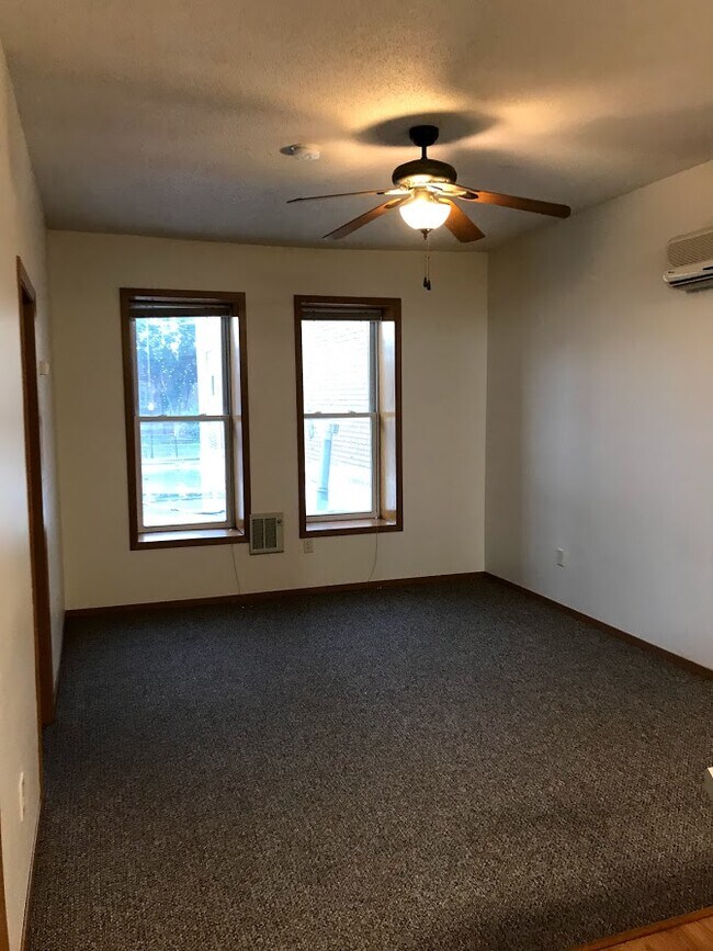 Photo - 356 W Main St Apartment Unit 2