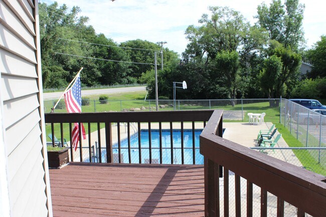Tudor Park Apartments