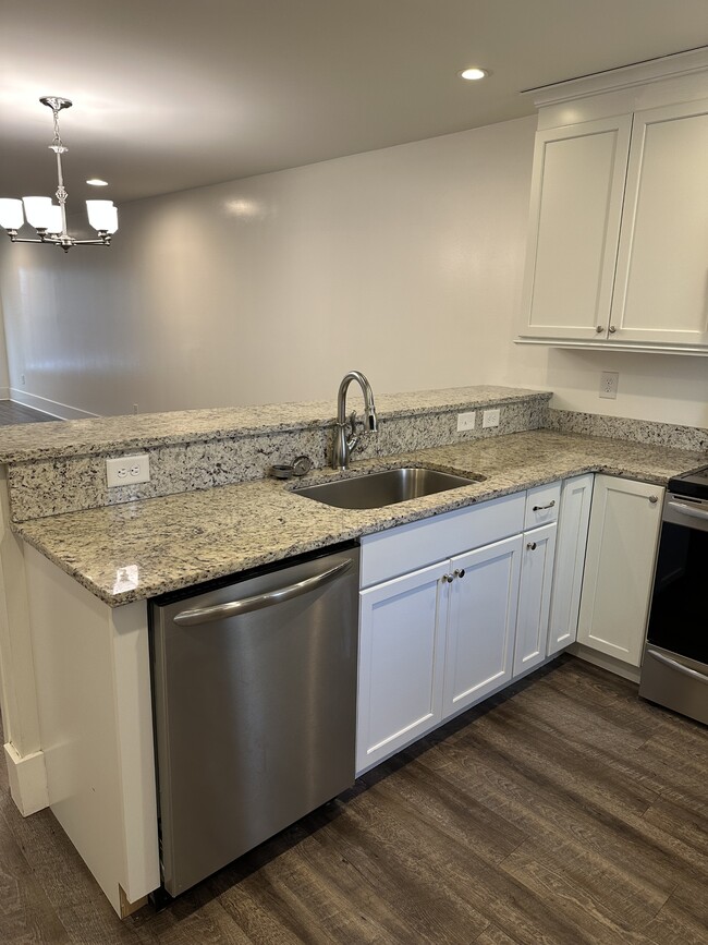 Photo - 95 Valley Dr