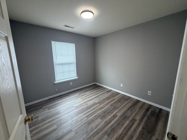 Photo - NEWLY RENOVATED: 2BR/1BA Duplex Homes in Hallsville, MO Unit Elaine - Hallsville-110 D
