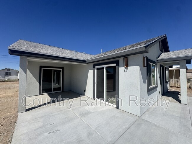 5657 Rocky Rd