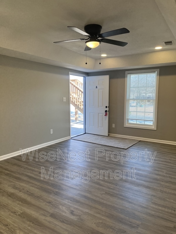 Photo - 708 NE Ball Dr