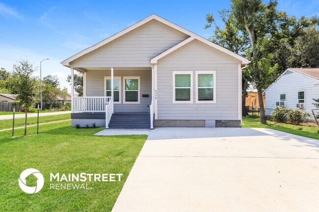 Building Photo - 4358 Larkspur St