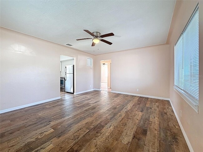 Photo - 5810 Tangerine Ave S