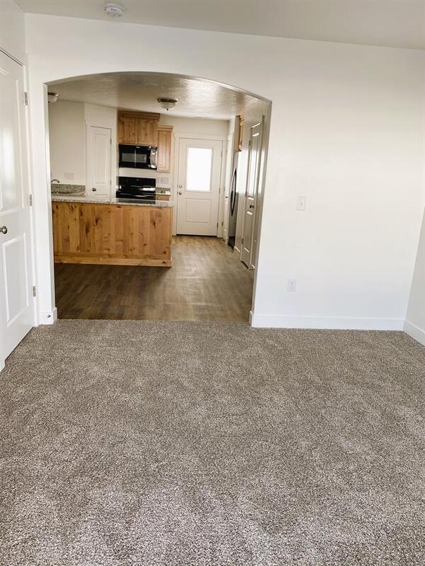 Photo - 2460 W 450 N