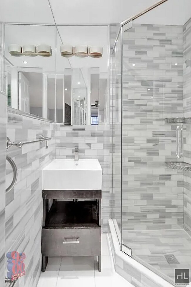 Photo - E 26TH ST. Unit 3D