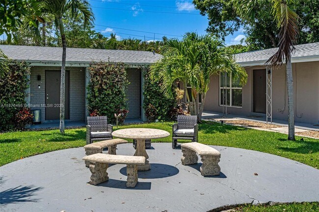 Photo - 2201 NE 14th Ave Unidad 9