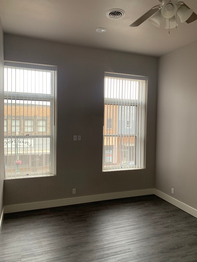 cherry bees - cherry bees Condo Unit B