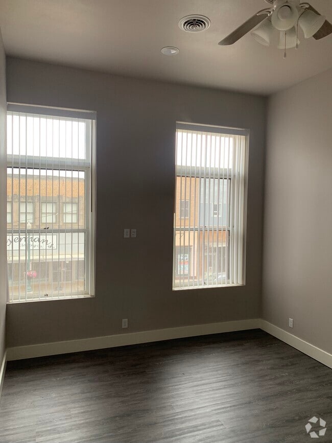 Building Photo - cherry bees Unit B Rental