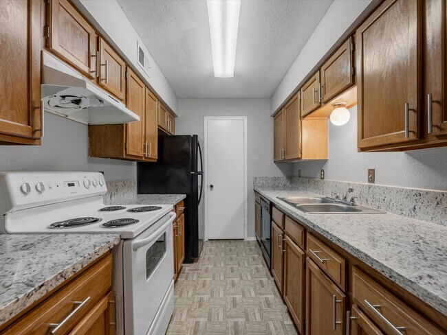 9700 Leawood Blvd Unit 706