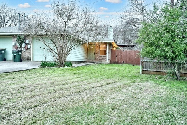 Building Photo - 108 Hughson Ct Rental