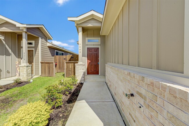 Photo - 9848 Grosbeak Ln