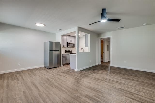 Photo - 5909 Gaston Ave Unit 207
