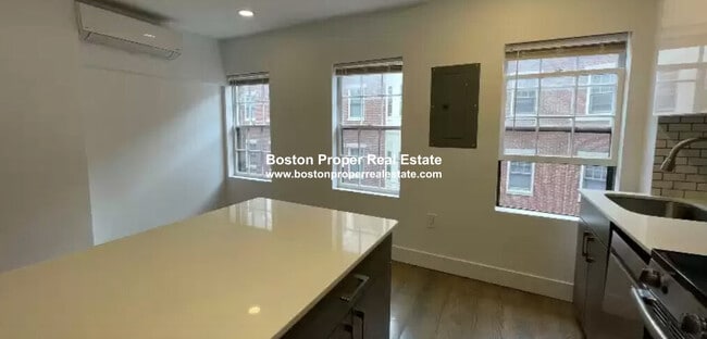 Photo - 61 Joy St Unidad 3