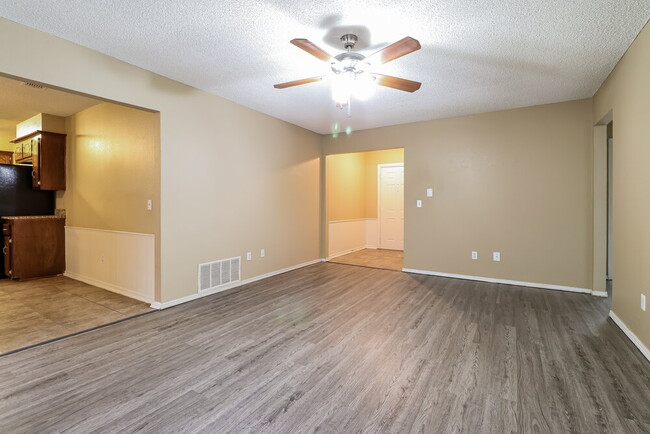 Photo - 1212 SE 11th St