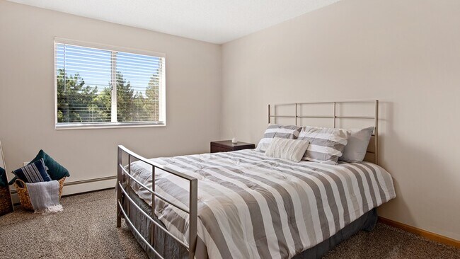 Arrive Inglewood Trails Apartments For Rent in Saint Louis