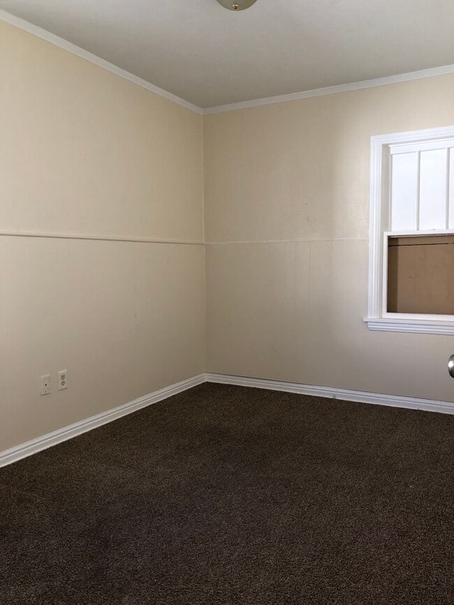 Photo - 2 bed Home for Rent with bonus room ....drive by and take a look