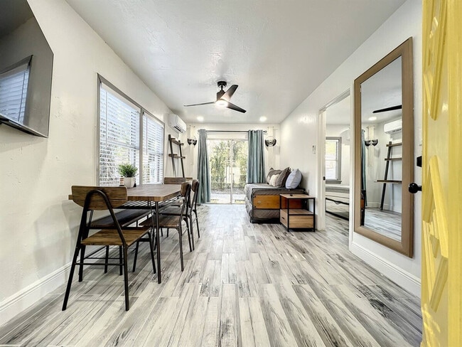 Photo - 2317 Homeland St Unidad SI ID1094239P