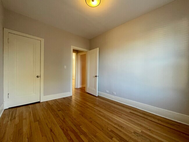 Photo - 2329 N Rockwell St