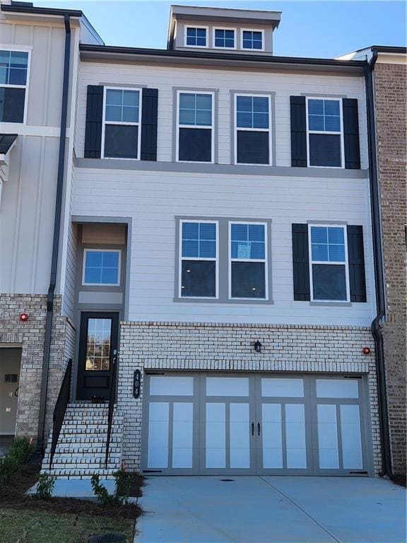 Photo - 404 Brodie Dr