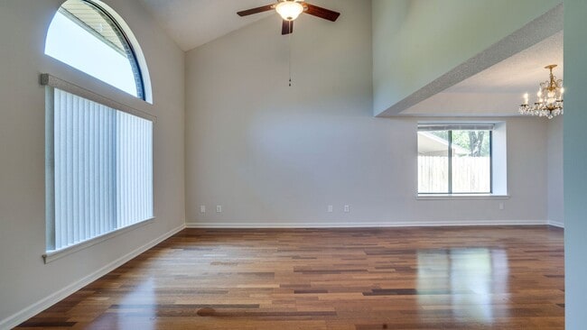 Photo - 4 BR / 2.5 BA – RARE FIND IN ROCKY BAYOU