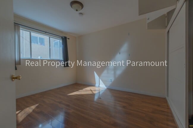 Photo - 8016 Blackburn Ave Unit #1