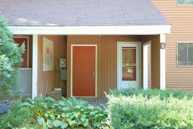 Photo - Seasonal 6 Month Lease Available! Charming 2-bedroom, 2-bathroom townhouse at Winterbrook Village