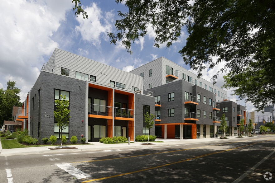 Building Photo