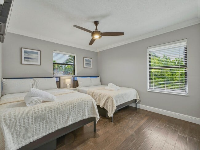 Photo - 1127 Sea Pines Way
