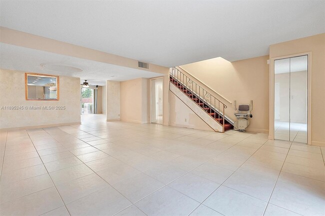 Photo - 712 NE 27th Ave