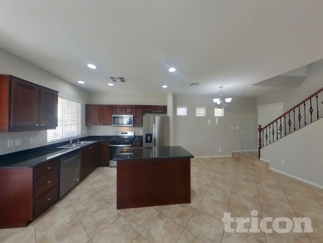 Photo - 3643 Sanwood St