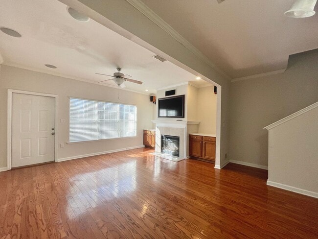 Photo - 1320 Hendrix Rd Apartment
