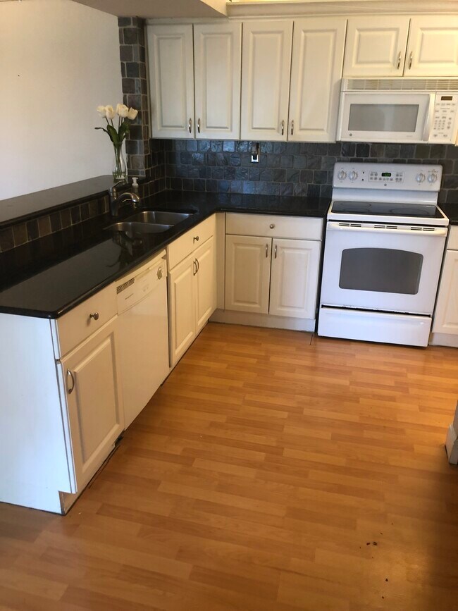 Photo - 8500 SW 212th St Unit 308