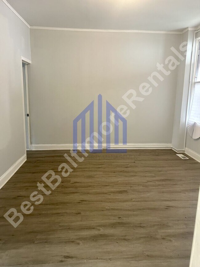 2136 N Fulton Ave Unidad 1