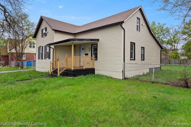 Photo - 19178 Sherwood St