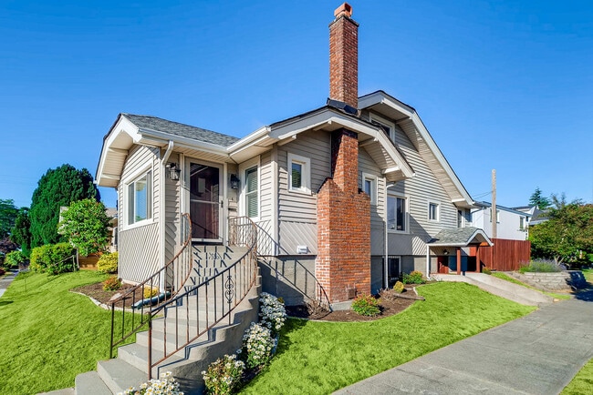 Photo - Stadium Home N Tacoma