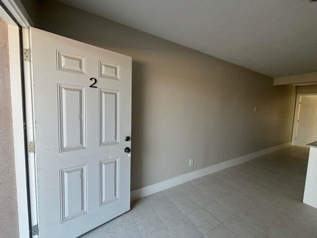 Photo - 1303 Philadelphia St Unit 2