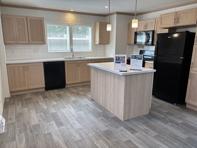 Building Photo - 119 Cimarron