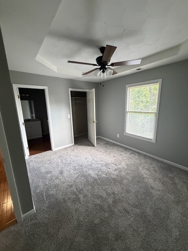 Photo - 127 Springhill Dr