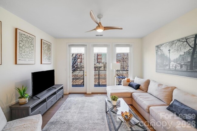 Building Photo - 3000 South Blvd Unit 304