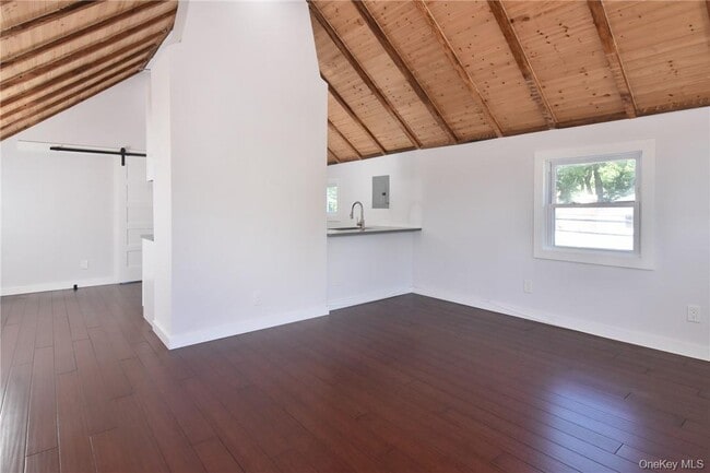 Photo - 292 Farragut Ave Unit 2