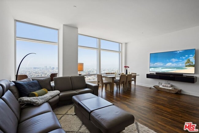 Photo - 900 W Olympic Blvd Unidad 39D Rental