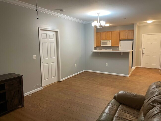 Sala de estar - 9480 Virginia Center Blvd Unidad 240