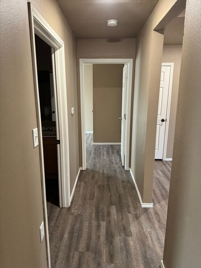 Photo - 529 45th St Unit B