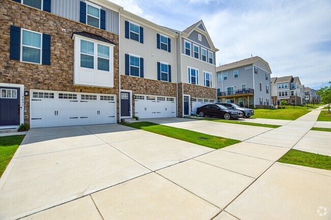 Building Photo - 3 levels of WOW!!! Unit 9833 Oaklawn Boulevard NW #74/1015-B Rental