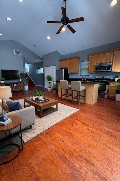 Photo - 1344 S Washtenaw Ave.