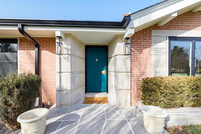 Photo - 10085 Litzsinger Rd