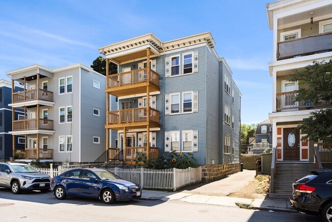 Photo - 63 Whitten St Unit 3