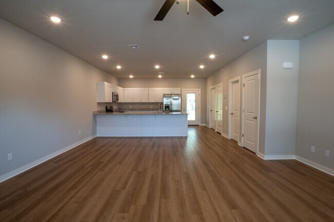 Photo - 1195 N Pink Ter Unidad #1