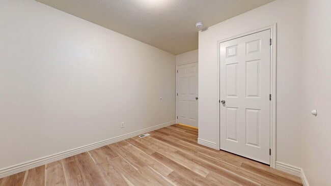 Photo - 293 E Cobblecreek Dr Unit 4